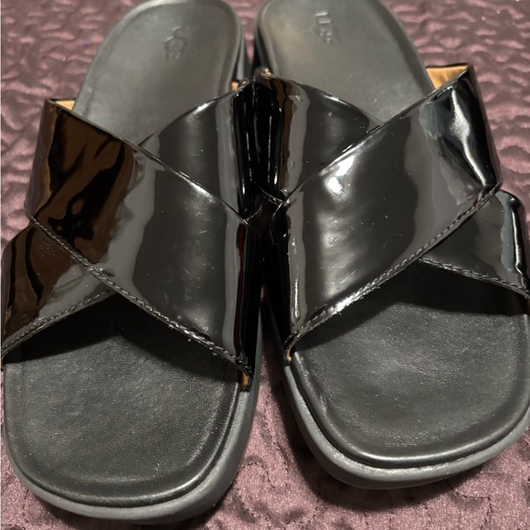 UGG women’s sandals - Picture 6 of 7